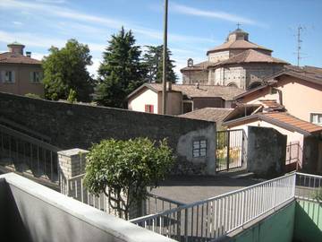Gîte pour 5 personnes, avec jardin et vue, animaux acceptés à Mendrisio