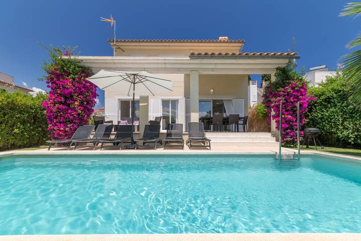 Villa für 8 Personen, mit Terrasse und Garten sowie Pool in Es Barcarès