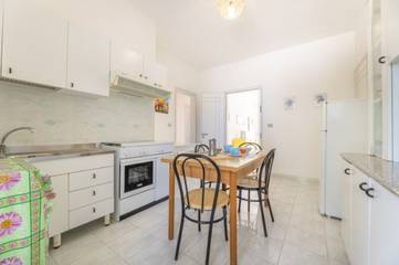 Maison De Vacances pour 8 Personnes dans Lido Pizzo, Golfe de Tarente, Photo 4