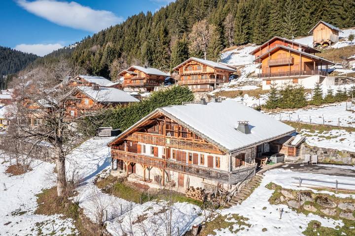 Ferienhaus für 10 Personen, mit Whirlpool und Balkon, mit Haustier in Rhone-Alpes
