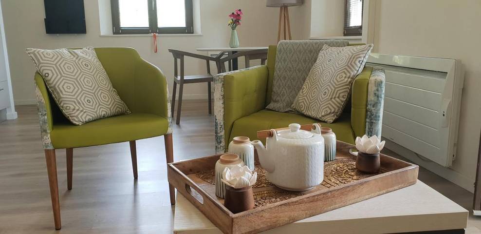 Location de vacances pour 2 personnes, avec sauna et vue ainsi que piscine et jardin à Albertville - 4