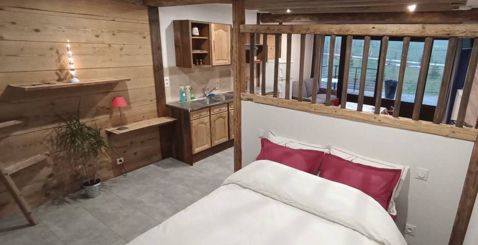 Gîte pour 4 personnes, avec terrasse, animaux acceptés
