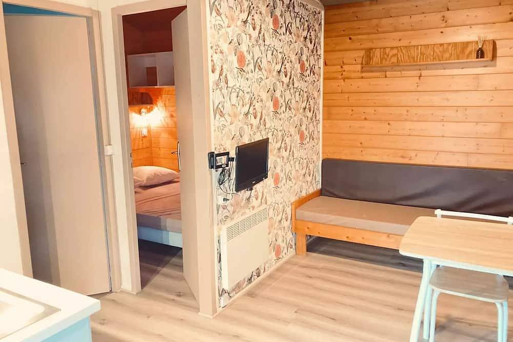 Chalet 1 chambre 2 personnes in Montlaur (Midi-Pyrénées), Parc naturel régional des Grands Causses