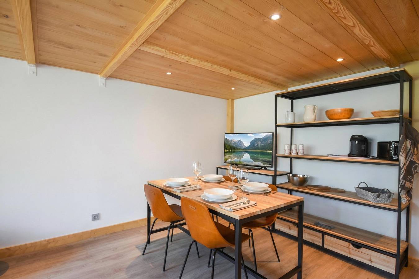 Appartement entier, Grand Roc C308 280m from Slopes, Parking & Wifi in Argentière, Chamonix-Mont-Blanc
