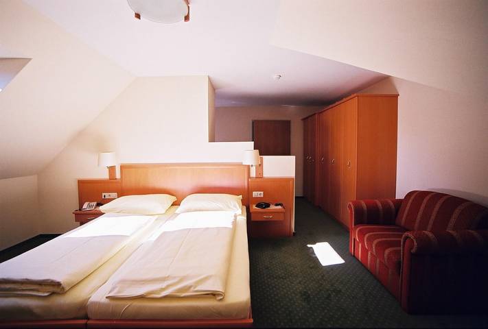 Hotel für 2 Personen, mit Garten und Whirlpool sowie Sauna, kinderfreundlich - 1