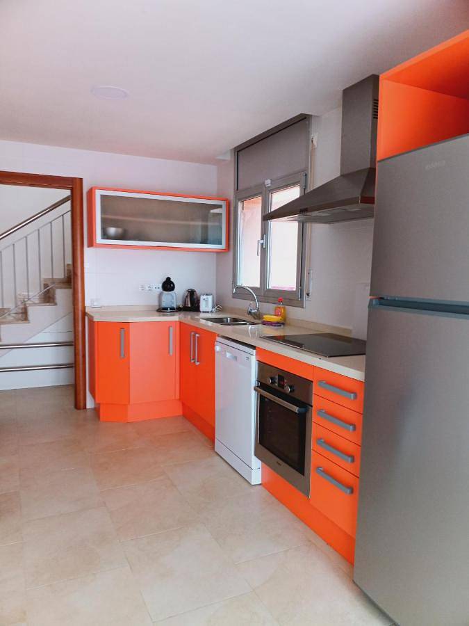 Chalet amplio con Jardín y zona barbacoa. in Reus, Baix Camp