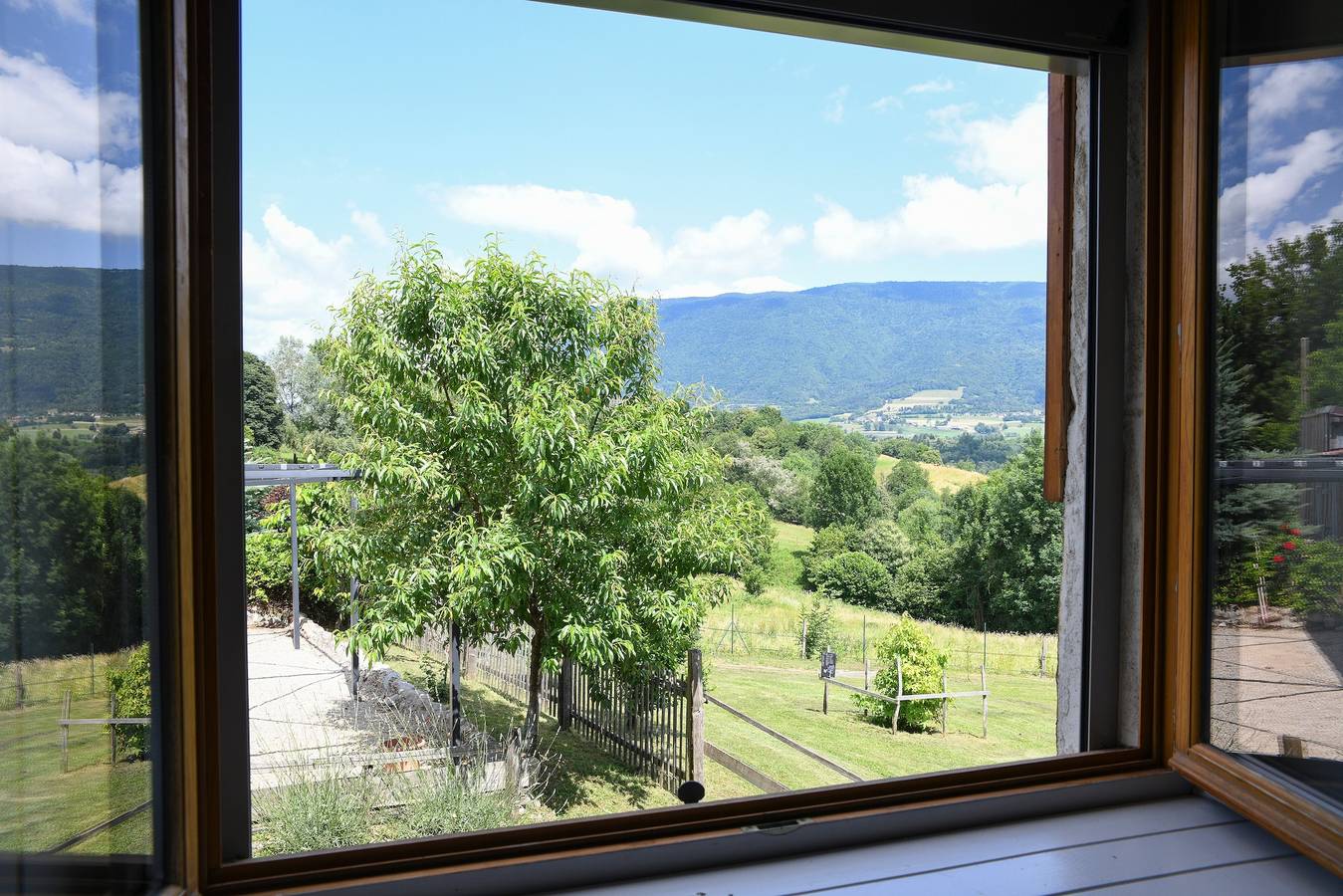 Chambre d'hôtes "Myosotis" avec vue sur la montagne, piscine partagée et Wi-Fi in Loisieux, Région de Chambéry