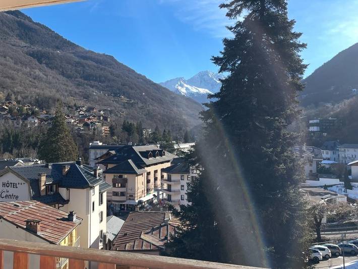 Ganzes Studio, 2* Studio für 2 mit WLAN und Parkplatz, Zentrumsstation in Brides-les-Bains, Vanoise-Massiv