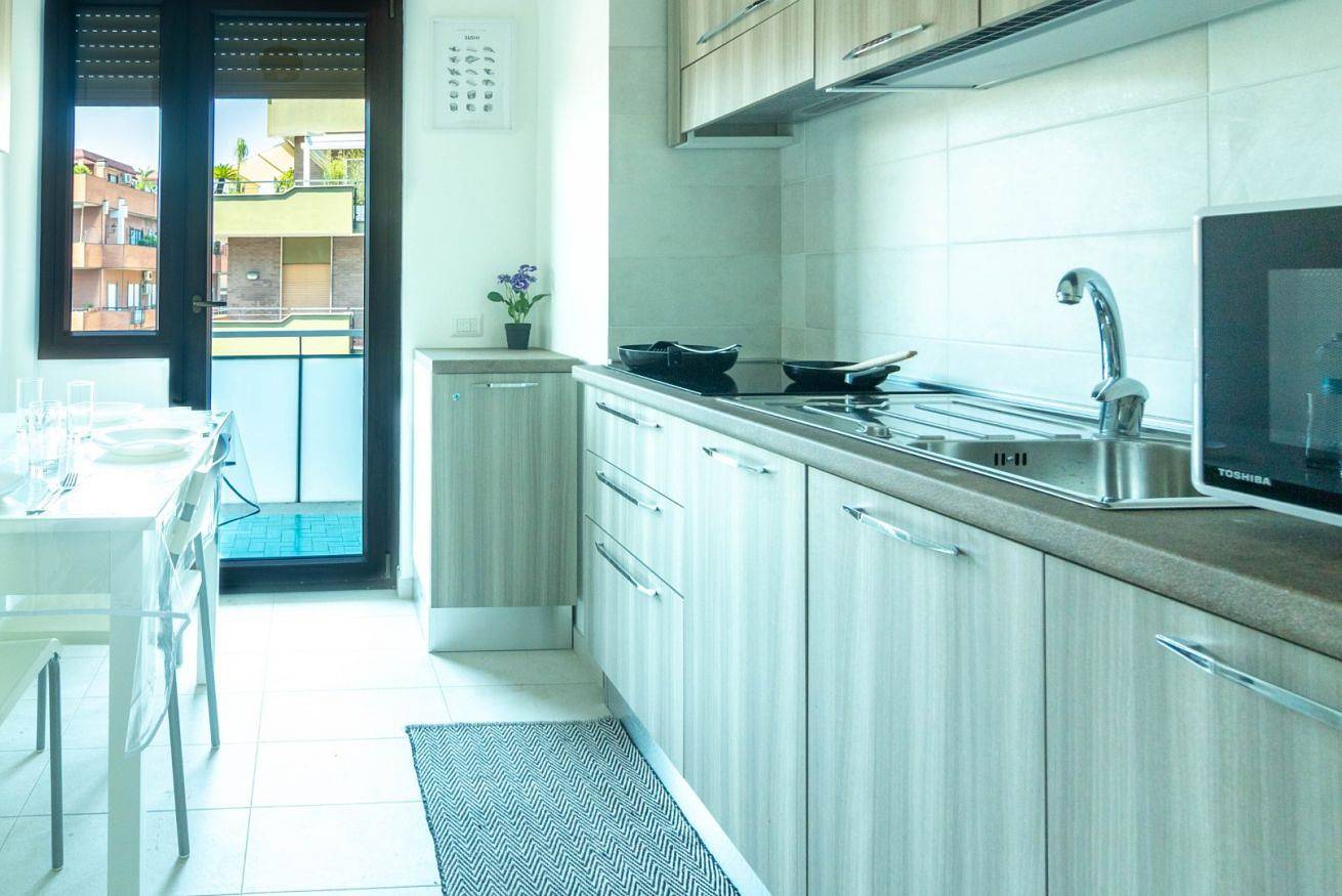 Casa Vacanza Irnerio – Ampiezza e Comfort a 120m dalla Metro A in Roma, Provincia di Roma