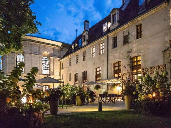 Hôtel pour 4 personnes, avec Terrasse et Jardin