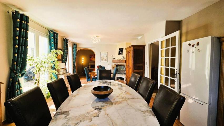 Gîte pour 10 personnes, avec piscine à Monceaux-sur-Dordogne - 3