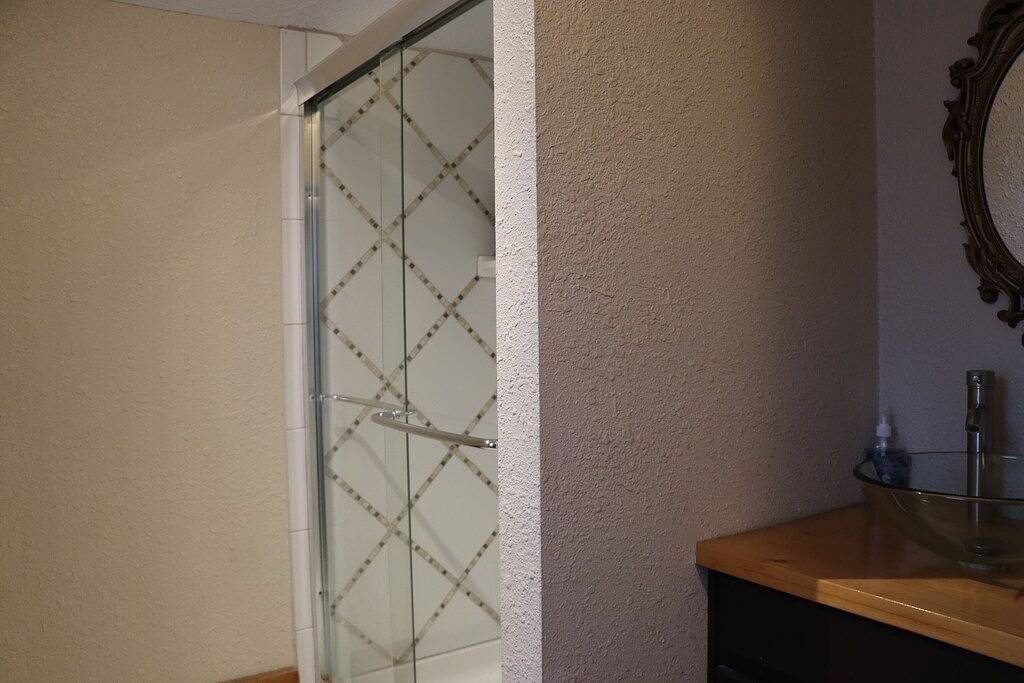 Great location right off Mass in Lawrence, Kansas