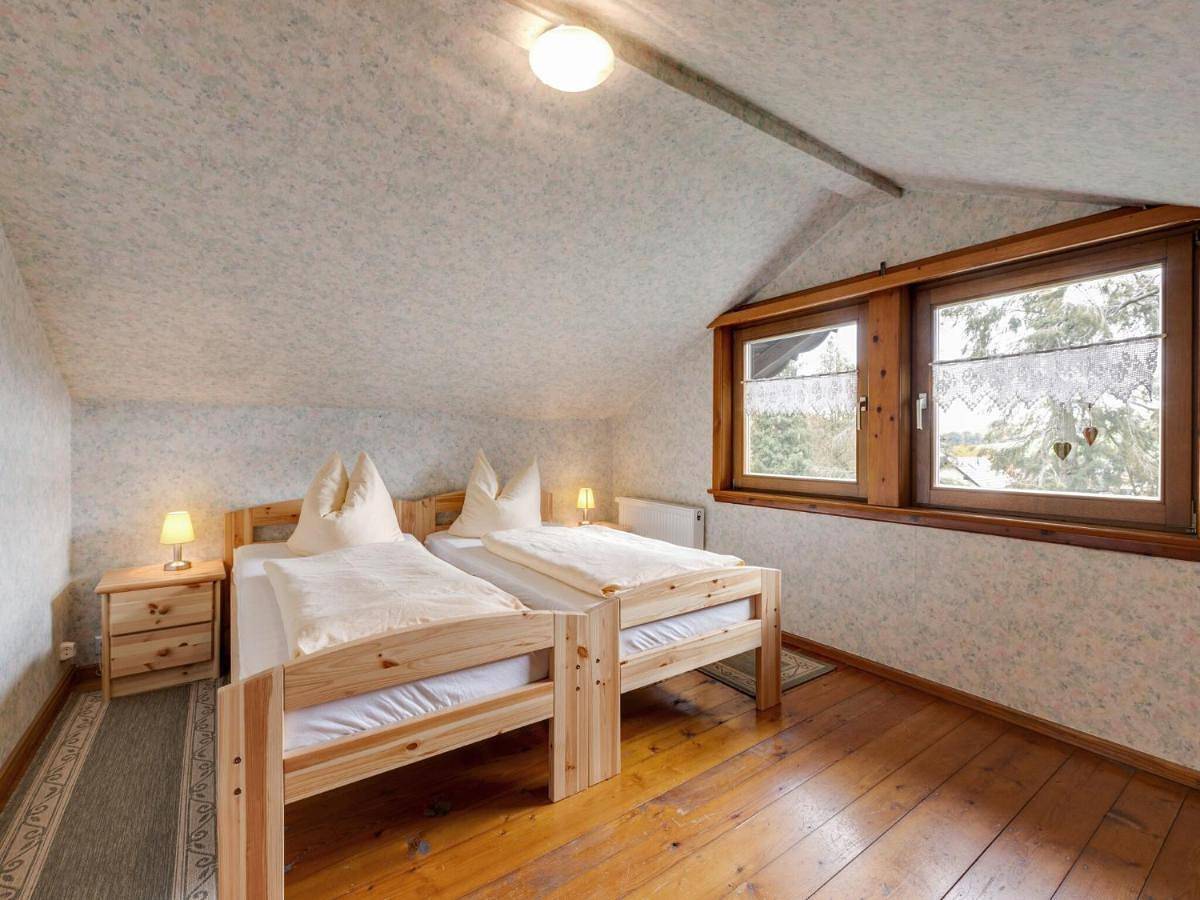 Ferienhaus im Thüringer Wald in Wartburg, Wutha-Farnroda