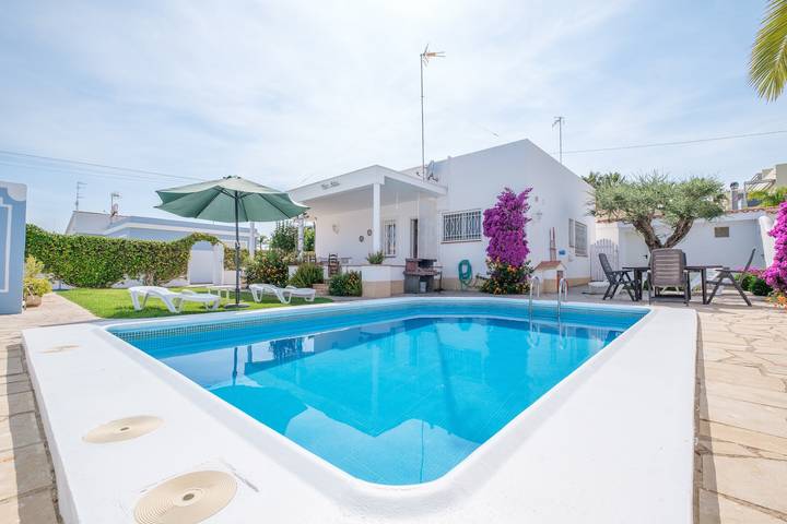 Casa de vacaciones para 6 personas, con jardín, Se admiten mascotas - 1