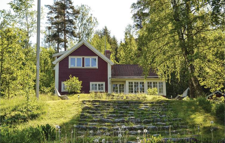 Hus för 6 Personer med bastu in Vimmerby