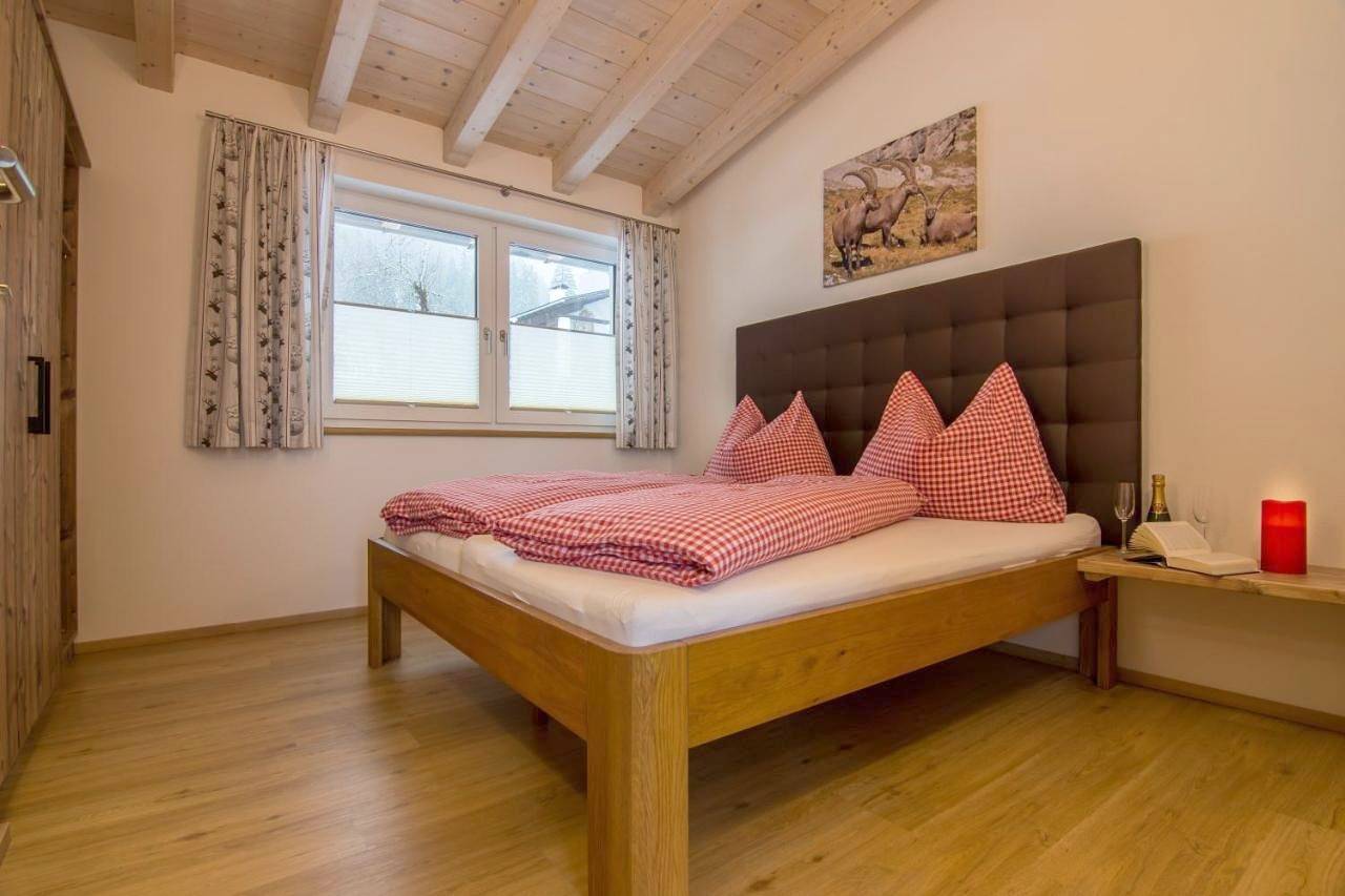 Ganze Wohnung, Apartment with Mountain View in Wängle, Außerfern