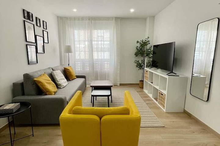 Holiday apartment for 6 people, with balcony - 1