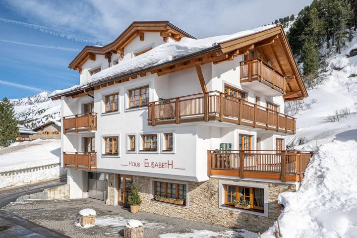 Holiday apartment for 2 people, with Terrace and Sauna in Obergurgl