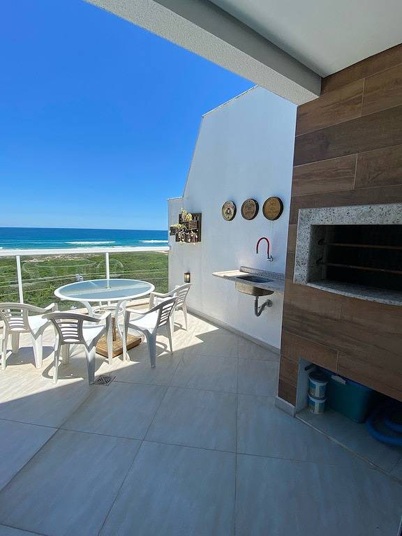 Ganze Wohnung, Duplex Penthouse - Front Sea - New Campeche in Campeche (SC), Florianópolis