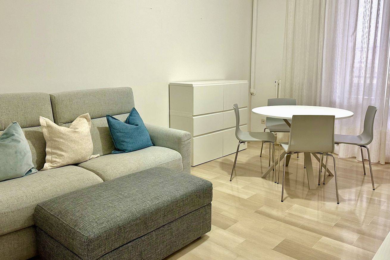 Apartamento entero, N274 - Numana, two-room apartment with balcony in the center in Numana, Riviera del Conero