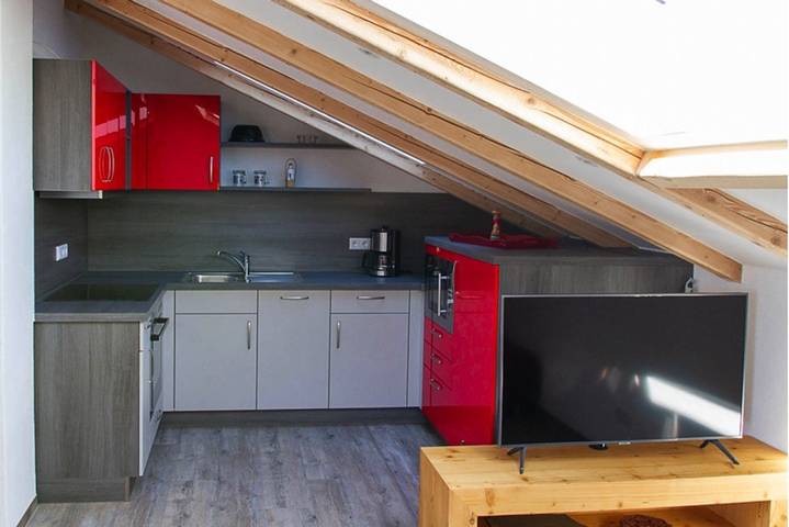 Ganze Wohnung, Ferienwohnung "Leni" mit Balkon, Garten und Wlan in Miesbach, Alpenland Tegernsee Schliersee