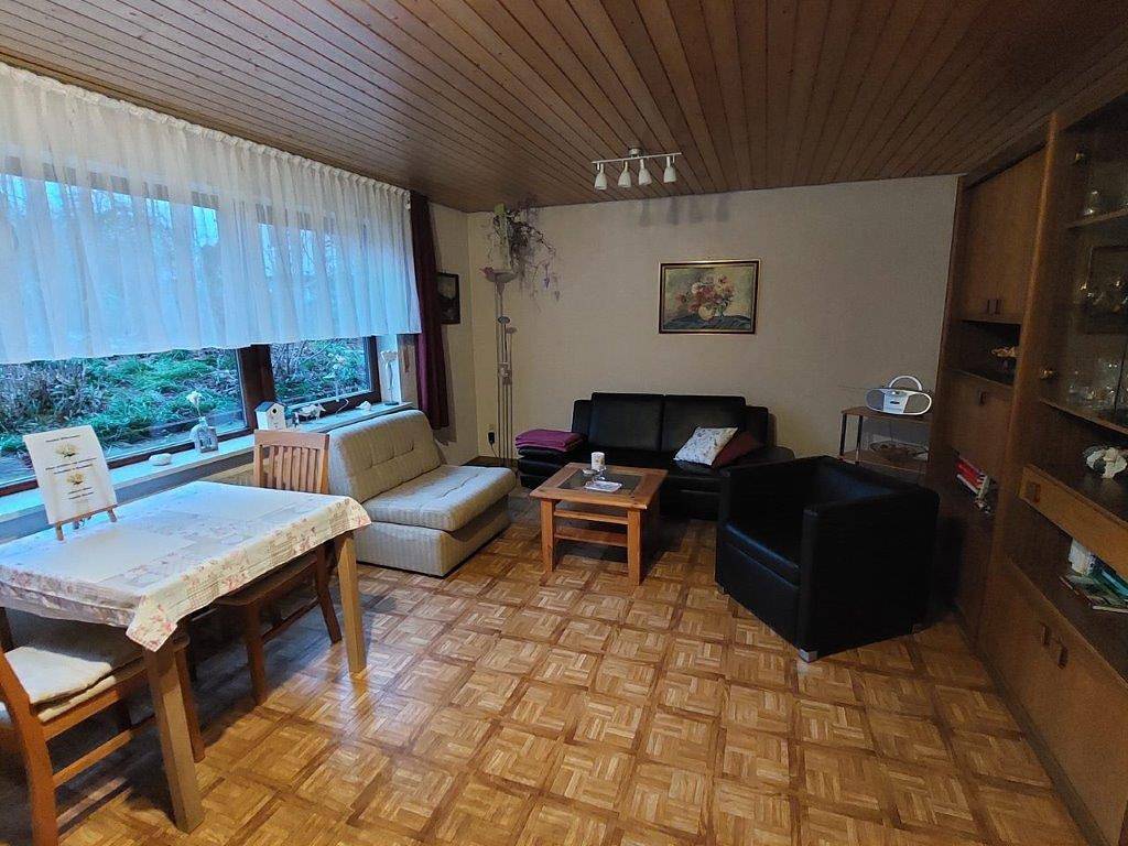 Ganze Ferienwohnung, Haus Reutter - Ferienwohnung, 55qm, 1 separates Schlafzimmer, maximal 2 Personen in Neubulach, Nordschwarzwald