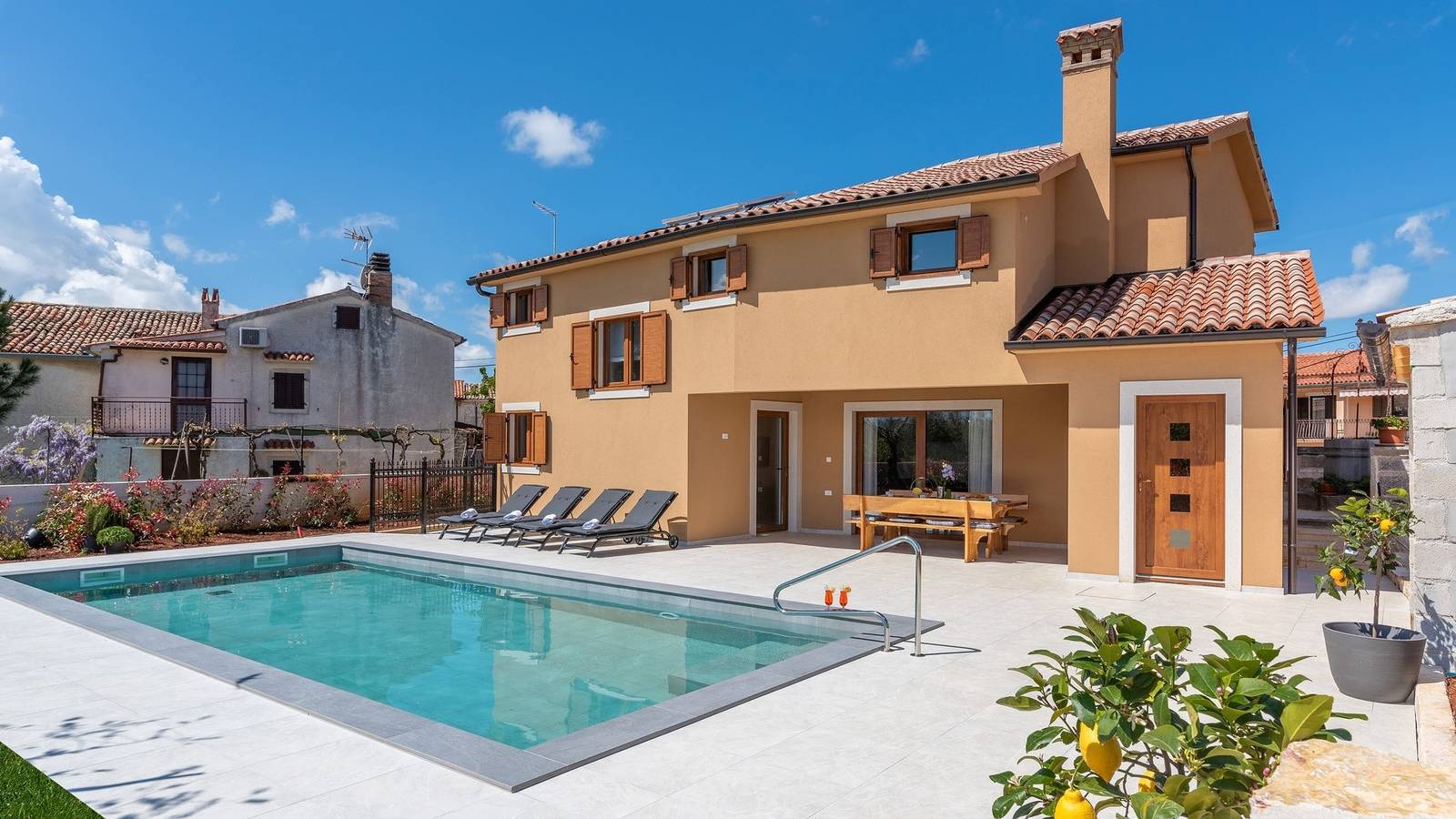 Wunderschöne Villa Vias Oliveti mit Swimmingpool  in Vizinada, Zentralistrien