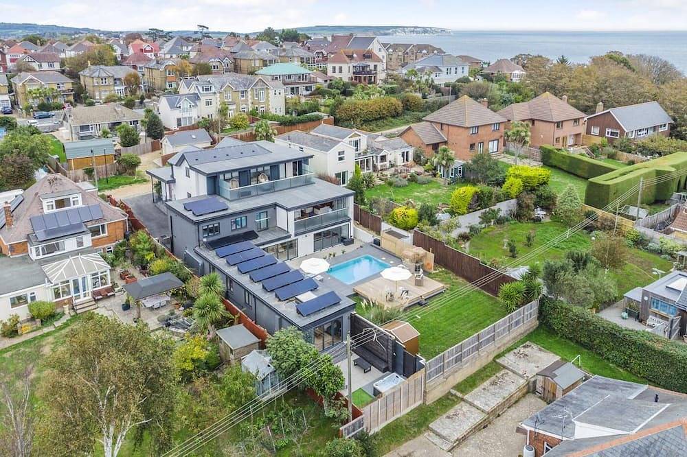 Cottage for 20 People in Shanklin, Isle of Wight