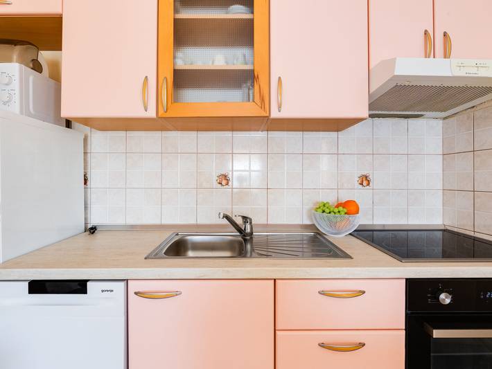 Ferienwohnung für 3 Personen, mit Balkon und Garten in Obrovac - 4