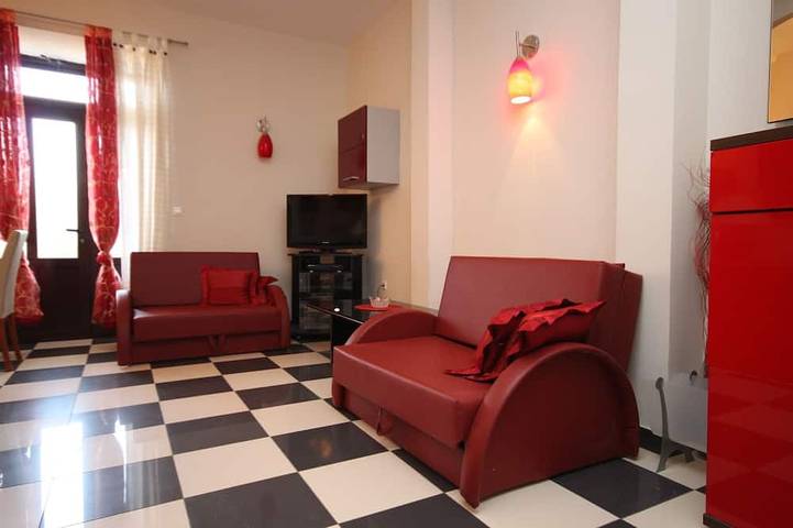 Ganze Wohnung, 1-Zimmer-Ferienwohnung am Strand Podgora, Makarska in Podgora, Makarska Riviera