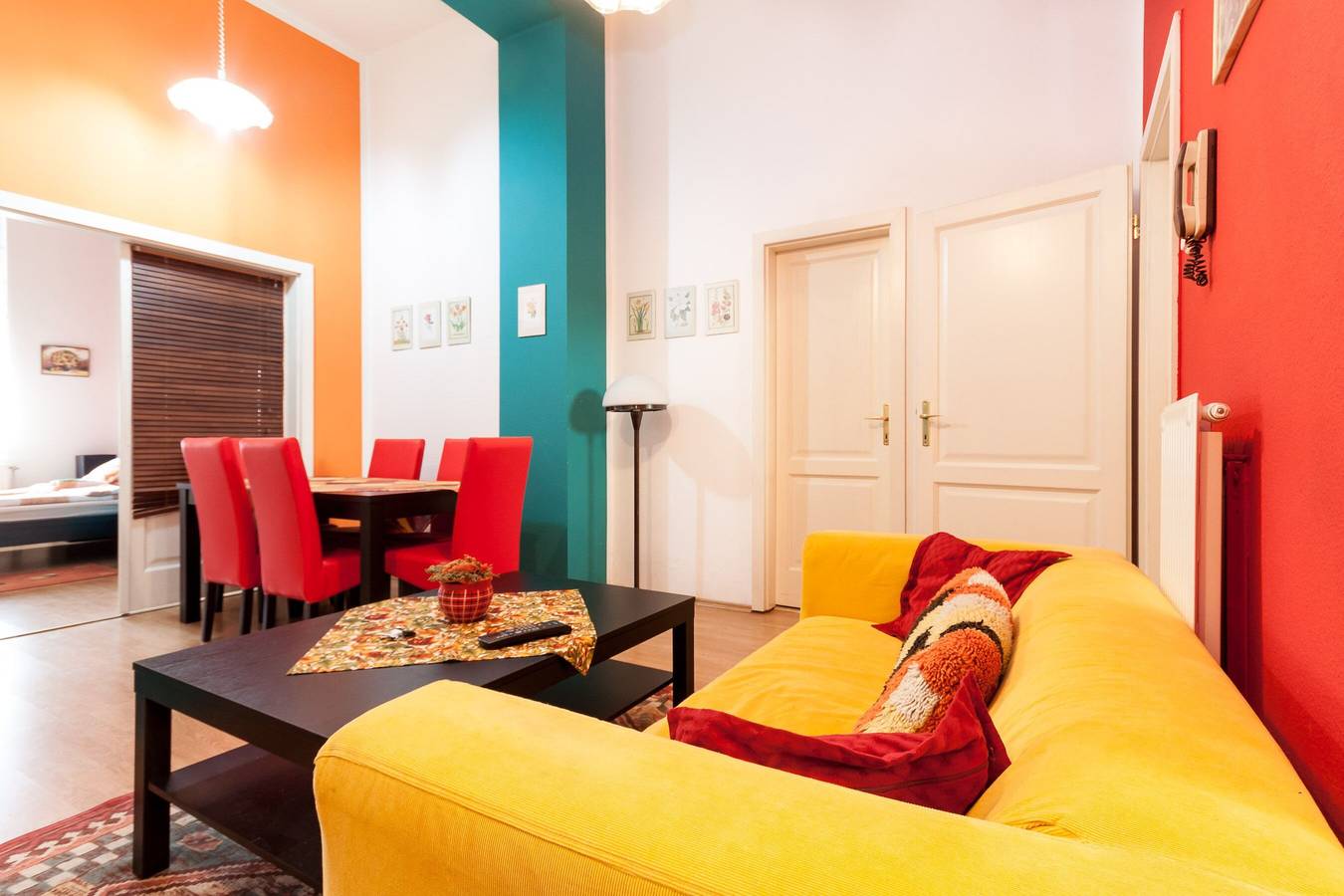 Ganze Wohnung, Lebhaftes Apartment mit 3 Schlafzimmern im pulsierenden Herzen von Budapest in Budapest, Danube-Ipoly National Park