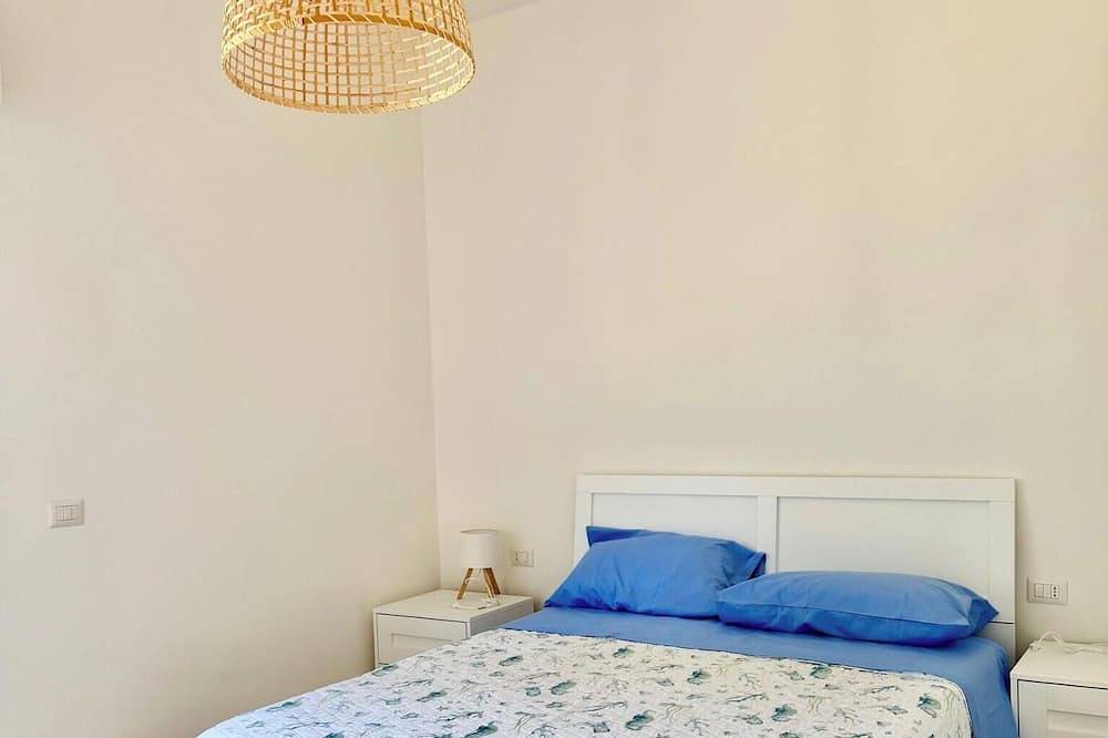 Ganze Wohnung, Velvet Apartment • 7 min from the sea - Ac - Parking - Private Courtyard in Porto Pino, Sulcis Iglesiente