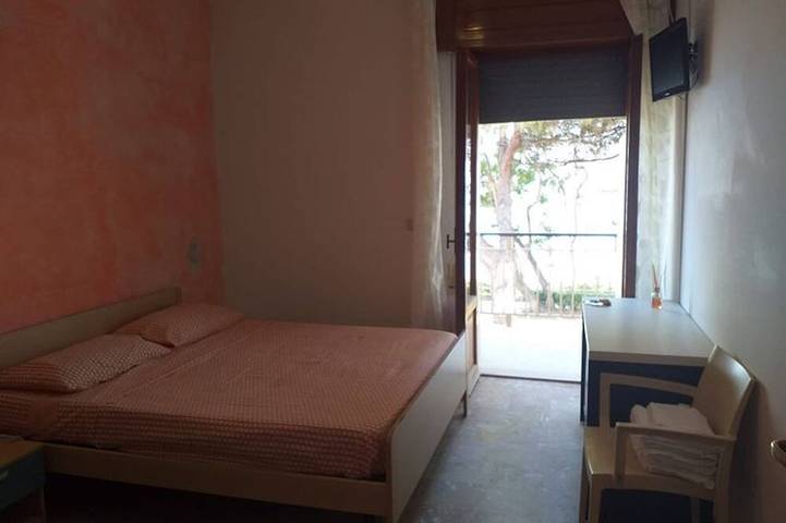Chambre double spacieuse à deux pas de la mer # 1 in Pineto, Côte Adriatique Abruzzes