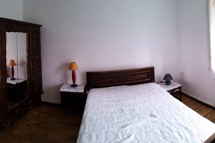 Villa 4 Personen / Großer Garten 7000m² / Roscanvel, Halbinsel Crozon, Naturschutzgebiet. in Roscanvel, Châteaulin und Umgebung