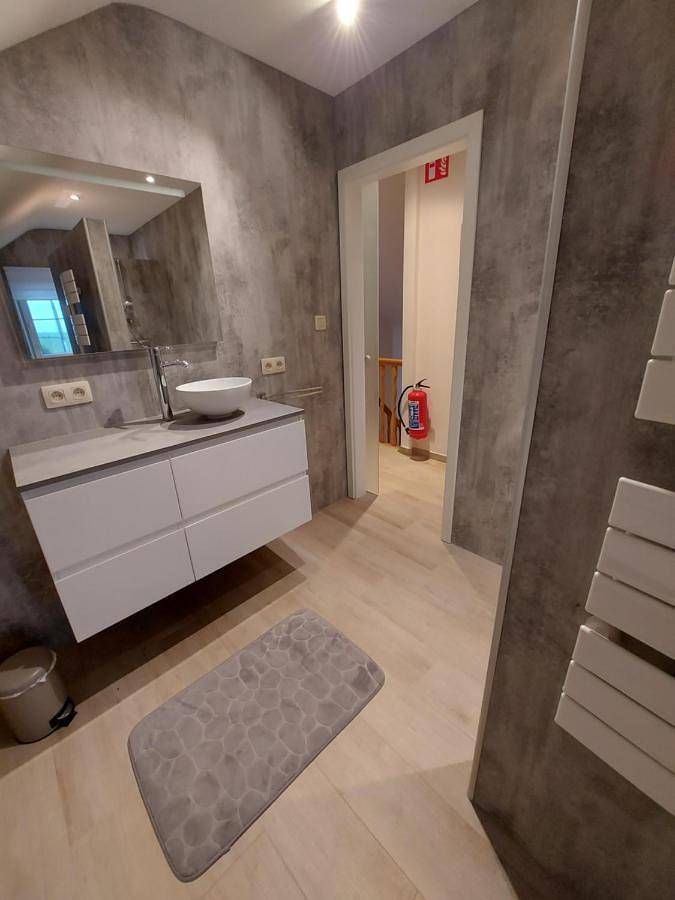 Location de vacances pour 4 personnes, avec jardin et vue dans Champlon - 4