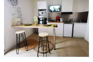 Appartement De Vacances pour 2 Personnes dans Rueil-Malmaison, Hauts-de-Seine, Photo 3