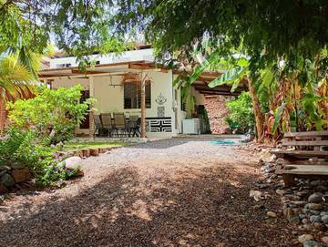 Cottage pour 4 personnes, avec jardin et vue dans Ua Pou
