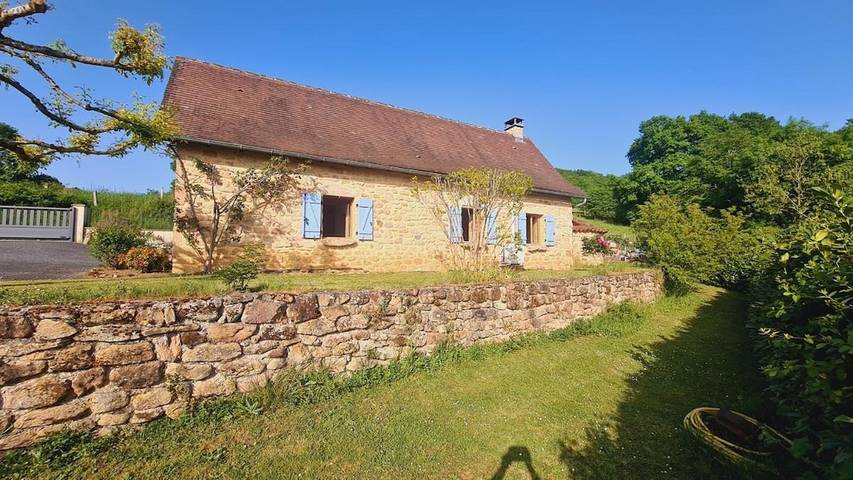 Location de vacances pour 4 personnes, avec jardin et piscine à Gagnac-sur-Cère - 3