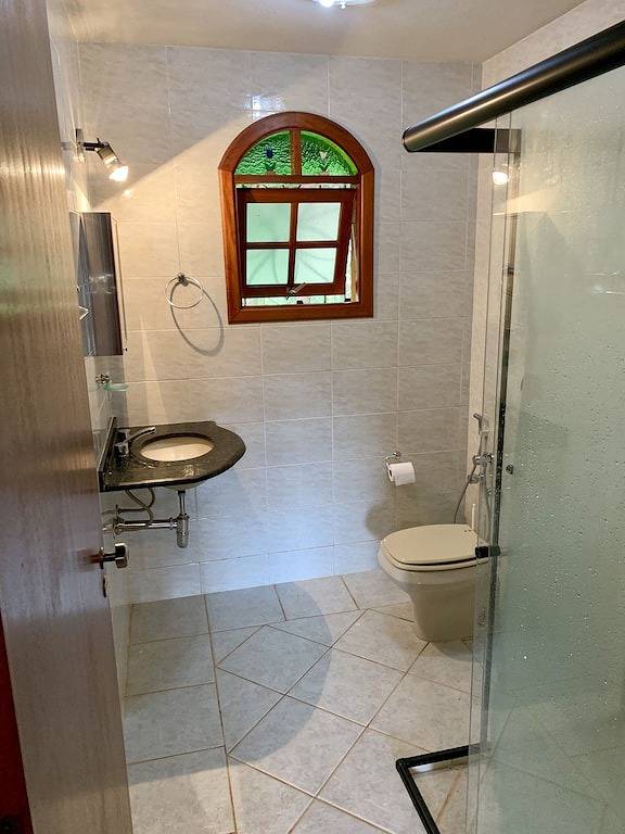 Wundervolles Haus 600 m vom Zentrum entfernt: Whirlpool, Sauna, Gourmet-Bereich und Freizeitbereich in Monte Verde, Minas Gerais