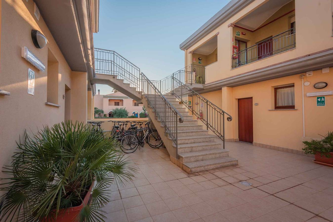 Ganze Ferienwohnung, Ferienwohnung mit Pool  in Crabonaxa/Villasimius, Villasimius