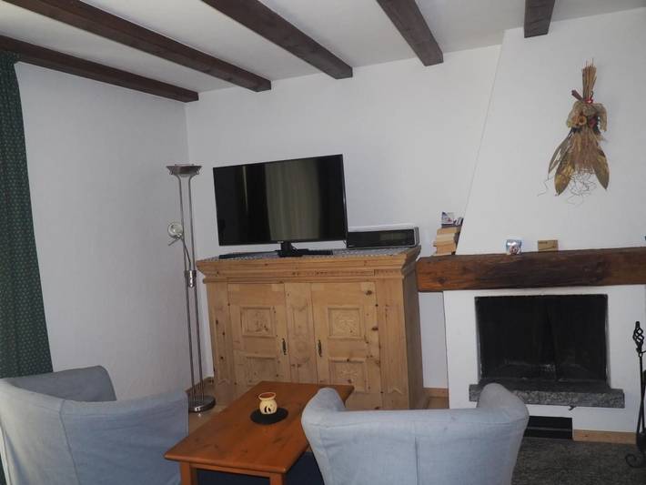 Ganze Wohnung, Residenz La Mora 26 in La Punt-Chamues-ch, Sankt Moritz