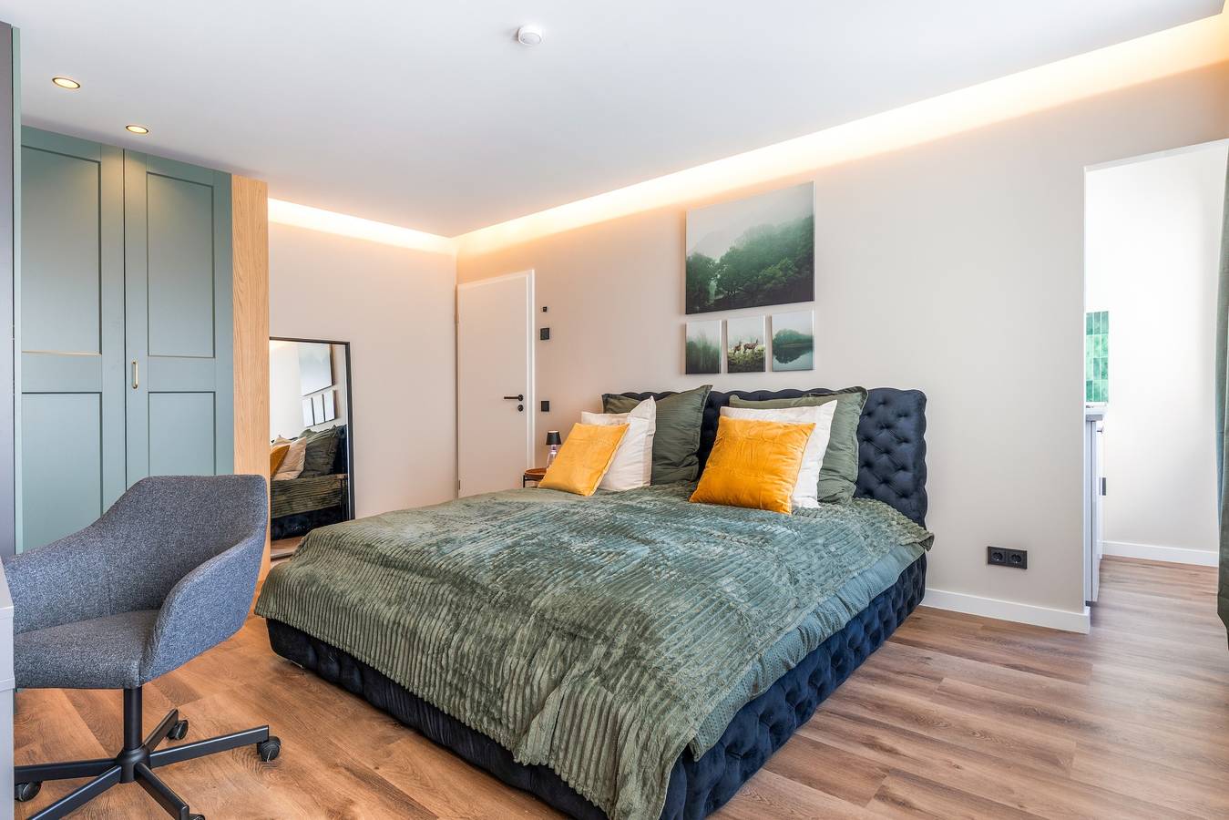 Ganzes Studio, Studio-Apartment 'Fortyfour – Suite Wiesbaden' modern und neu saniert in Wiesbaden, Südhessen