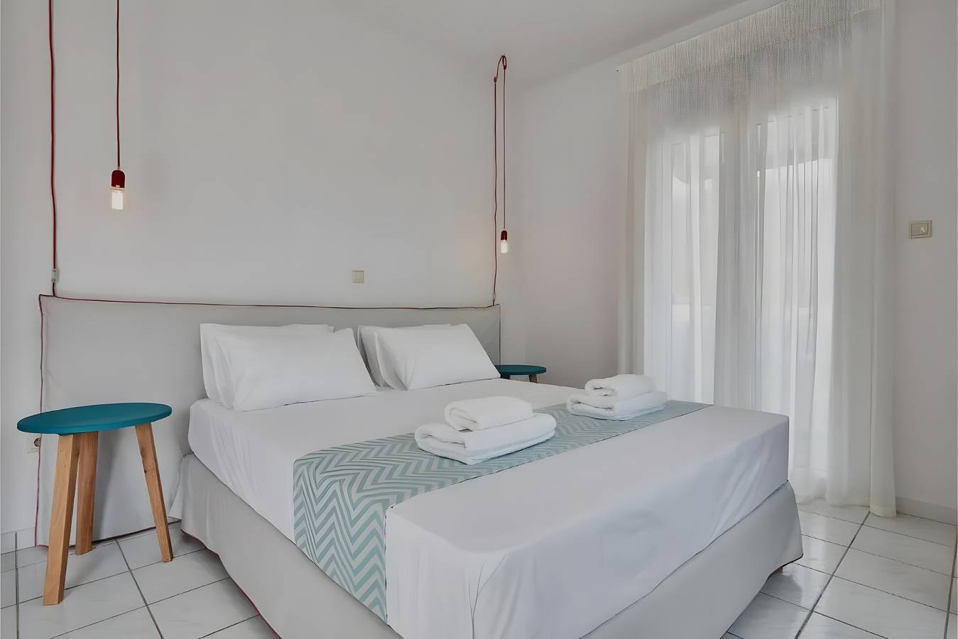 Ganzes Studio, Einzimmerapartment 'Irene 6 Deluxe Double 4' mit Meerblick, Wi-Fi und Klimaanlage in Andros