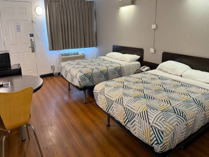 Hotel para 4 personas, Se admiten mascotas - 1