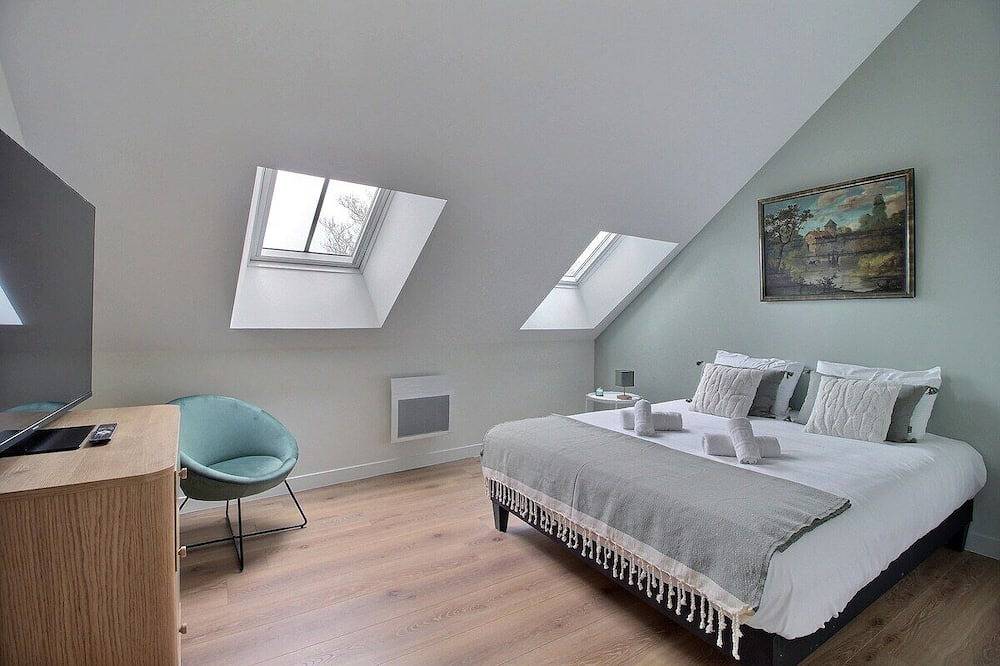 Ganze Wohnung, Apartment-Eigenes Badezimmer-Familie-Stadtblick in Bourges, Bourges und Umgebung