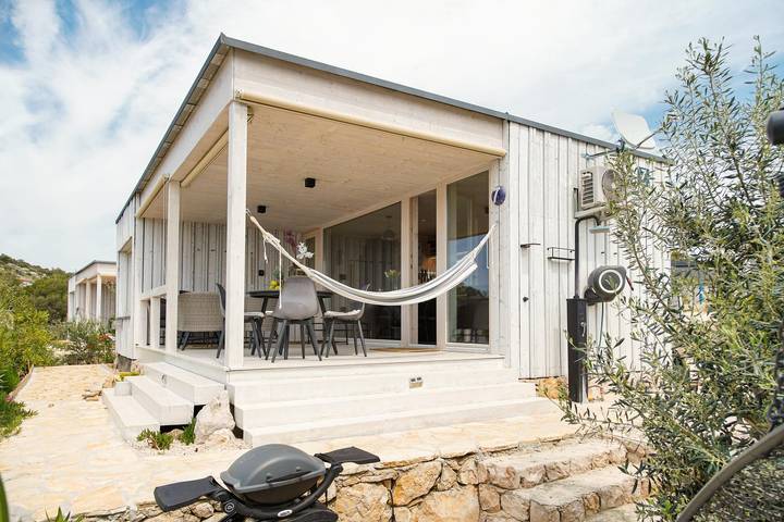Villa pour 4 personnes, avec Vue sur l’océan et Jardin à Drage (Pakoštane)