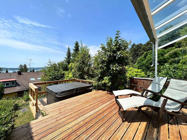 Ferienwohnung Wellnesshütte mit Whirlpool - Überlingen-Nußdorf in Überlingen, Region Bodensee-Oberschwaben