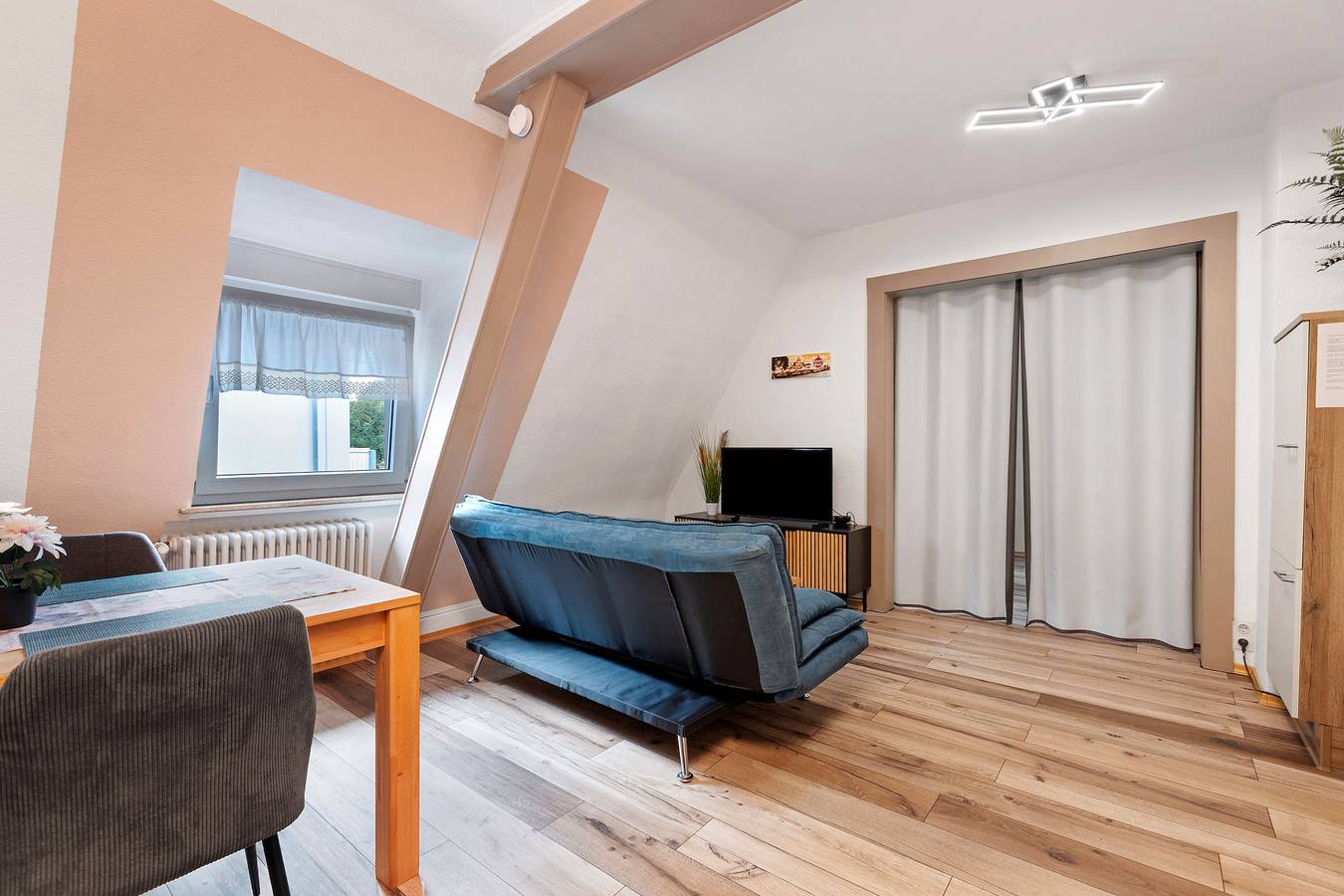 Entire apartment, Apartment 'Casa Doro' with Shared Terrace and Wi-Fi in Donaueschingen, Central Black Forest