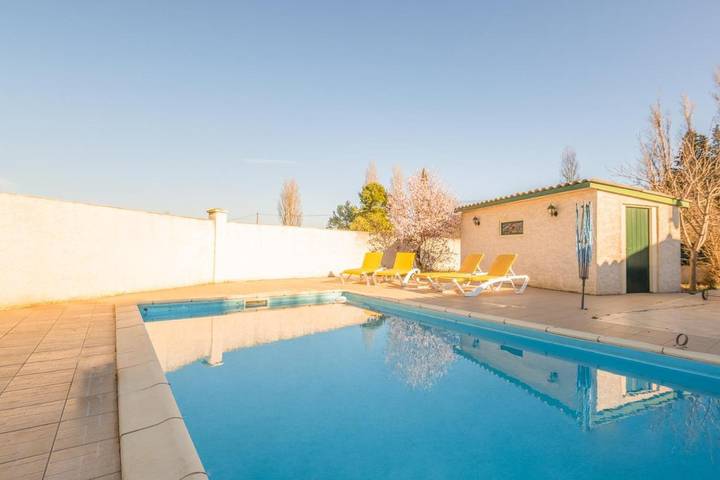 Location de vacances pour 6 personnes, avec piscine ainsi que jardin et vue, animaux acceptés à Ouveillan - 4