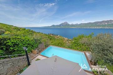 Villa mit pool für 7 Personen, mit Seeblick und Pool sowie Garten und Ausblick, mit Haustier in Torri del Benaco